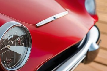 Explaining how classic car insurance works.